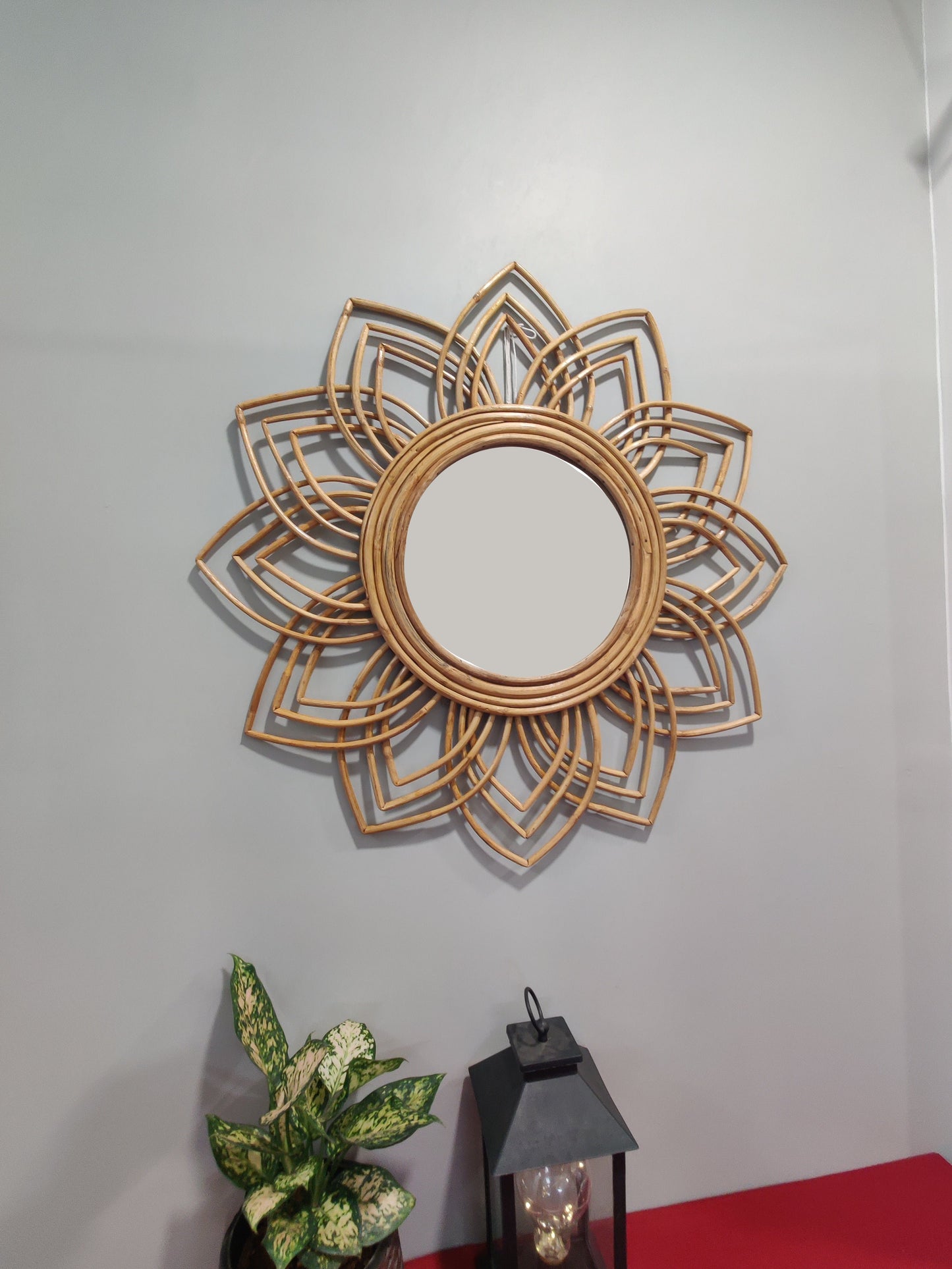 LUSH LEAF Bamboo Mirror