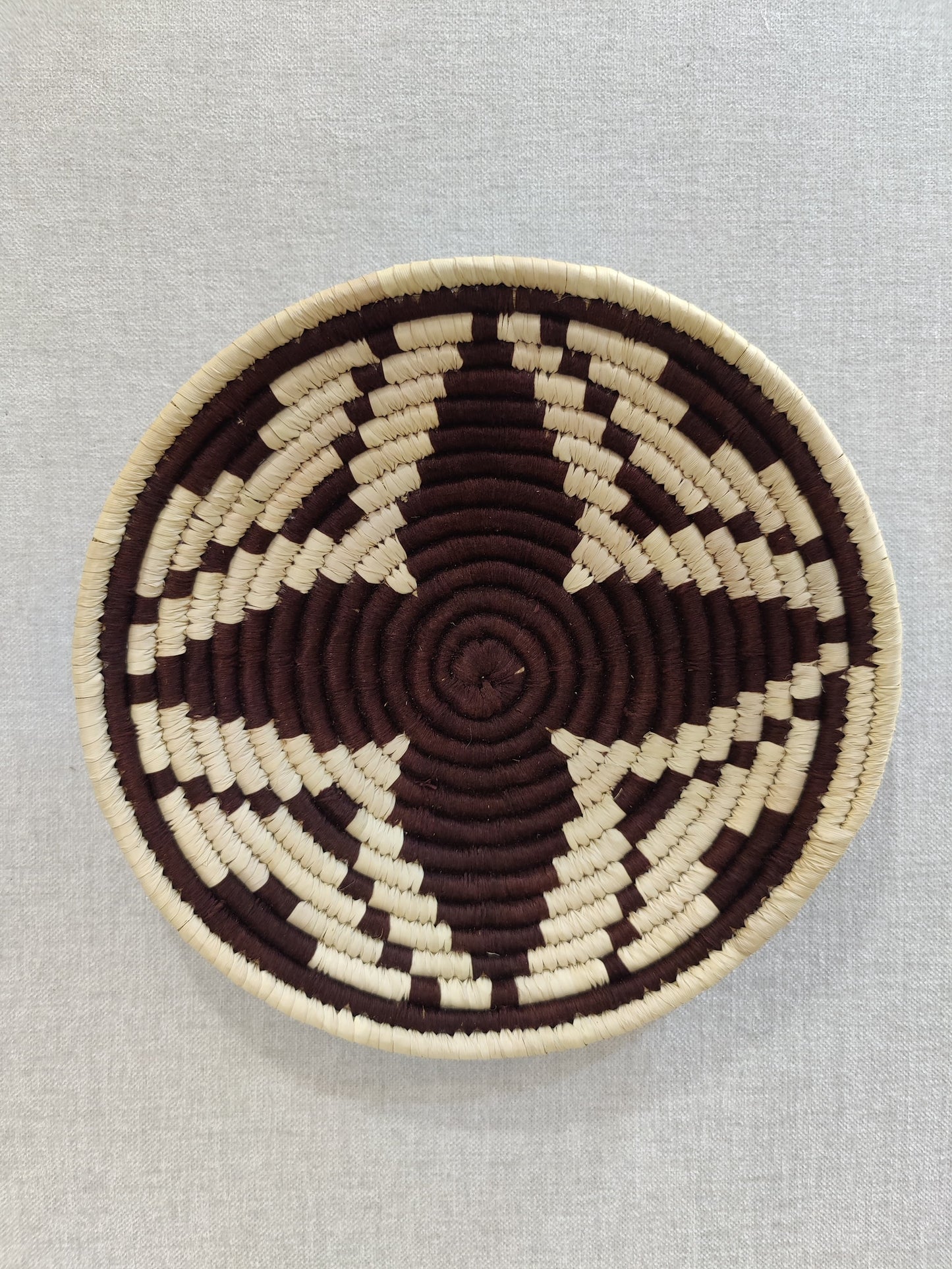 Sabai Plates WALNUT WEAVES A