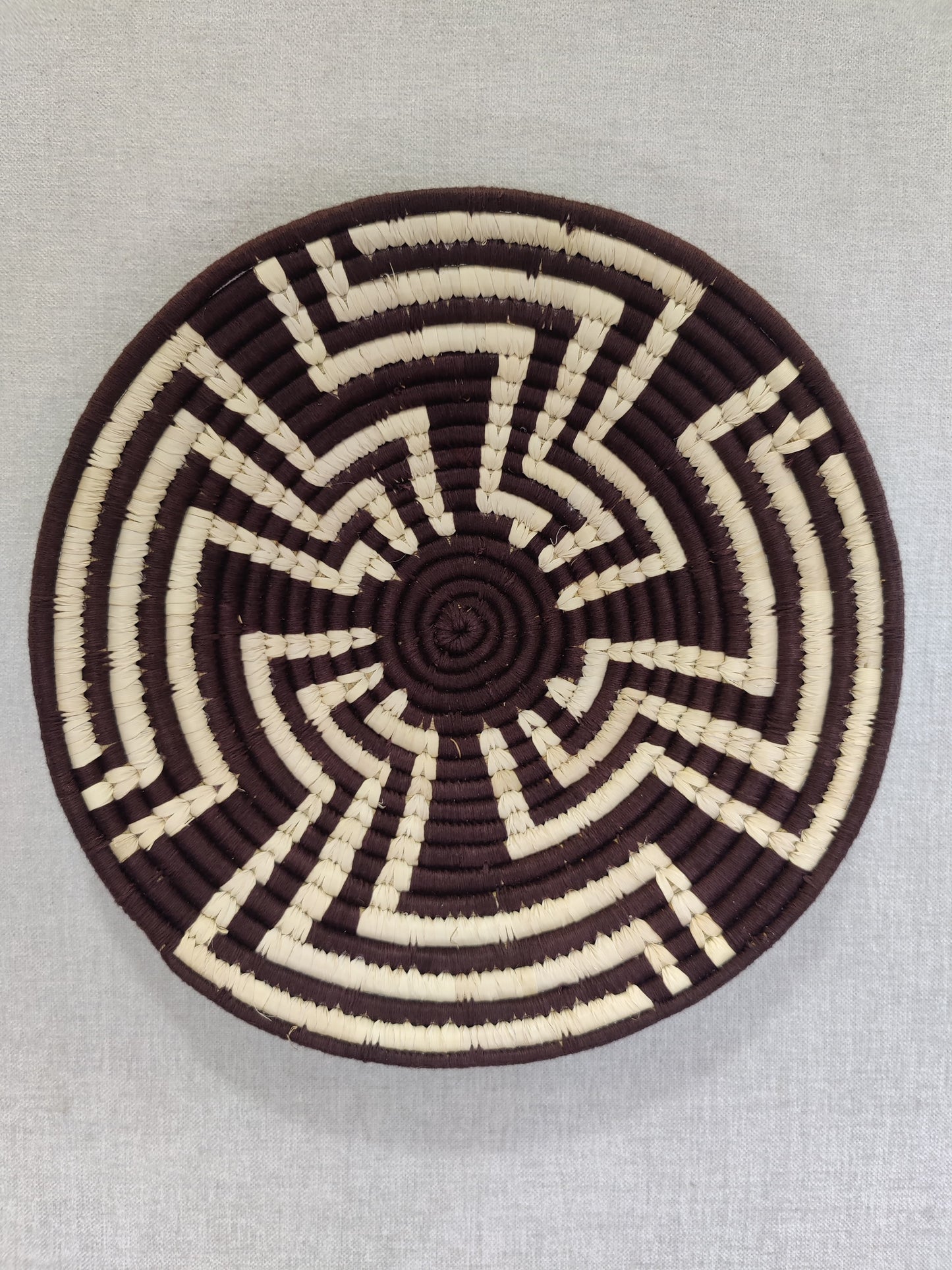 Sabai Plates WALNUT WEAVES A