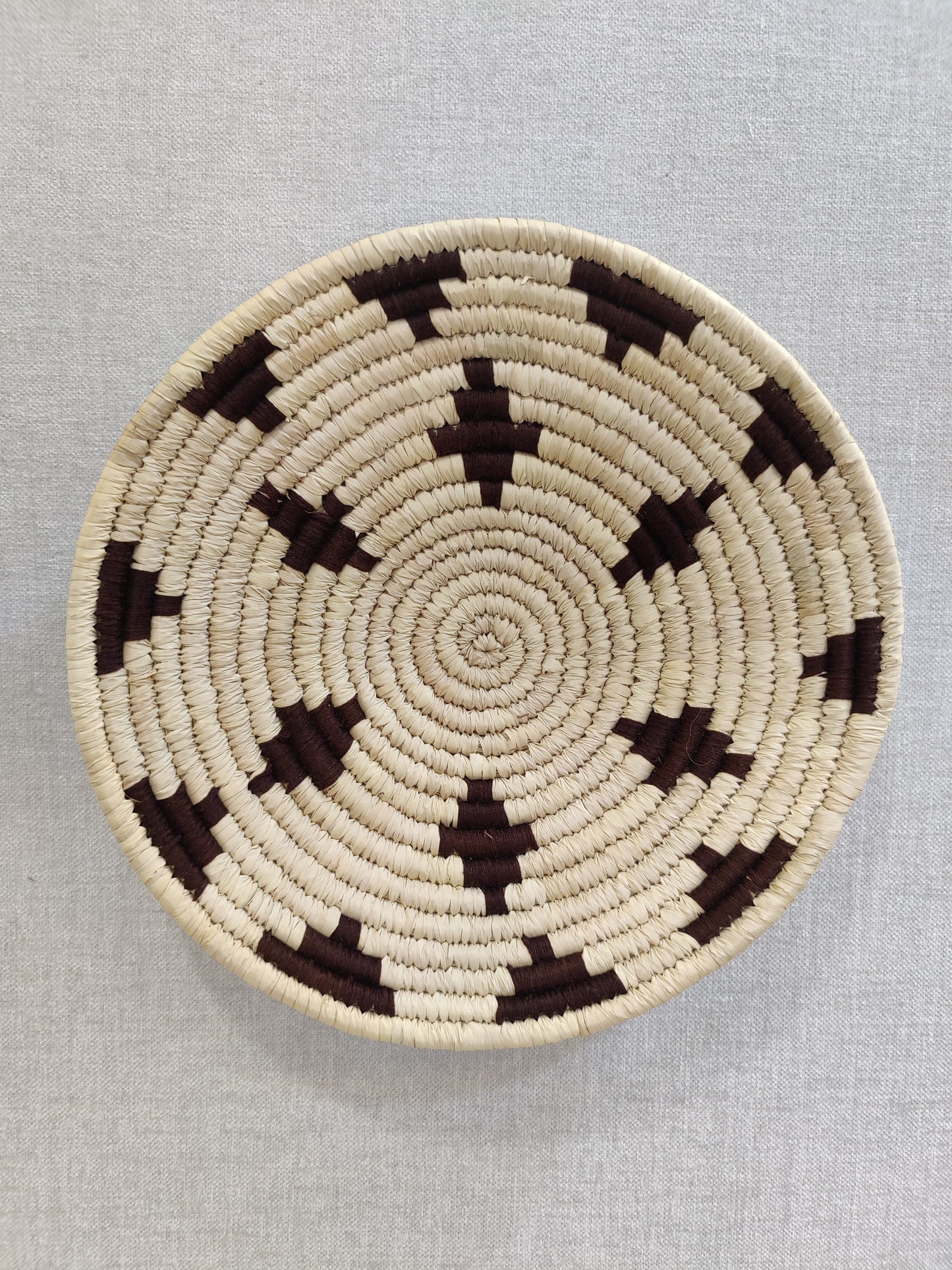 Sabai Plates WALNUT WEAVES B