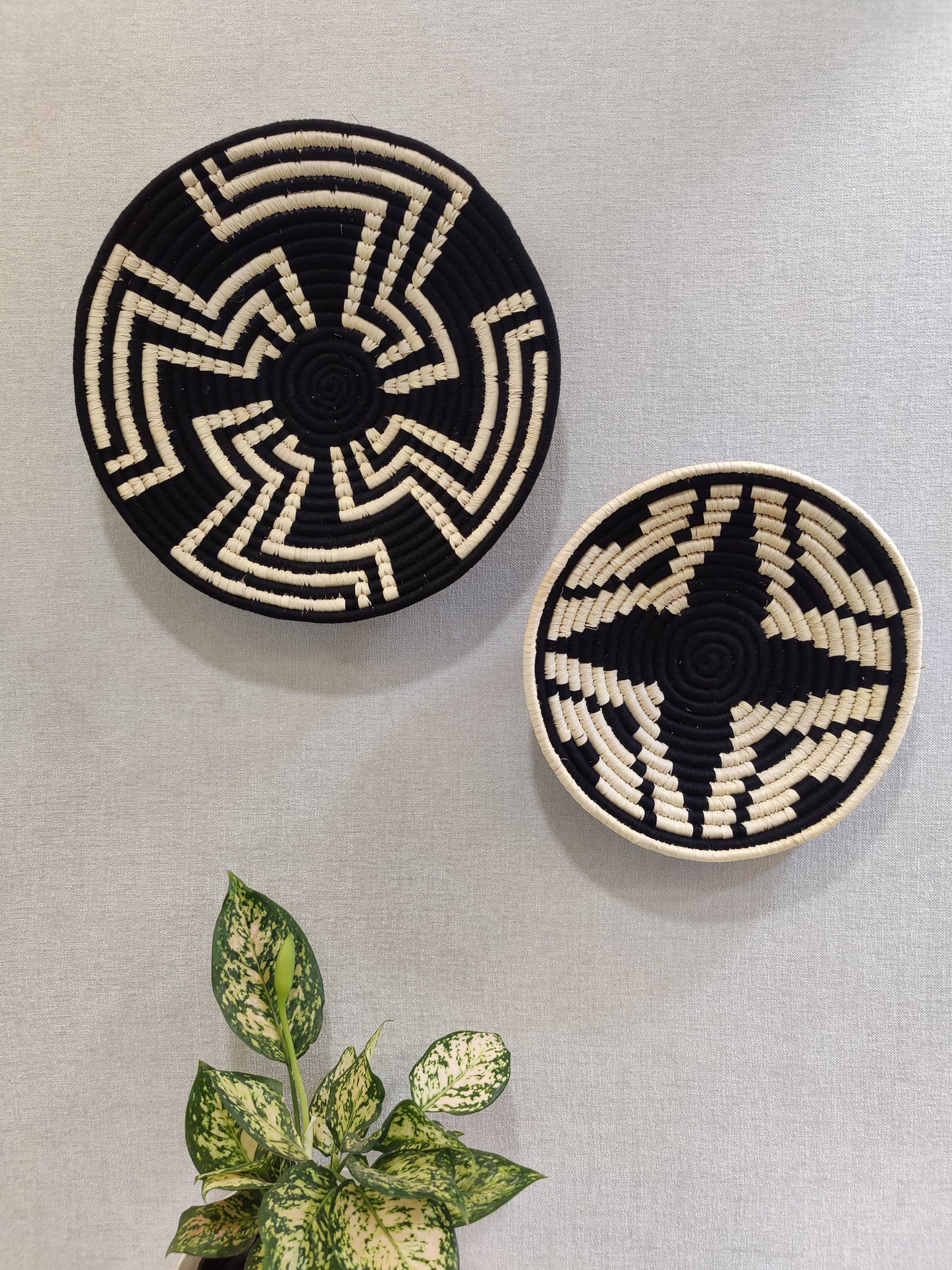 Sabai Plates COSMIC WEAVES 1