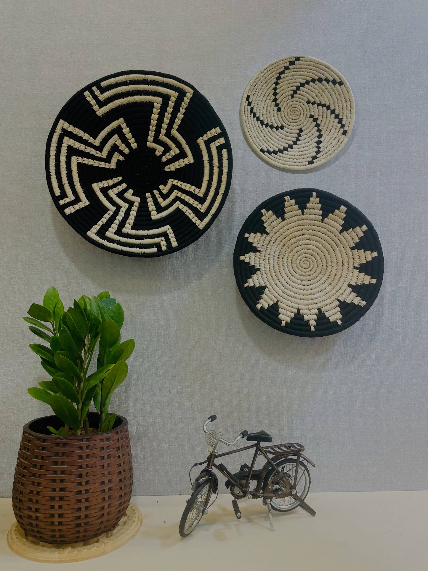 Sabai Plates COSMIC WEAVES 1
