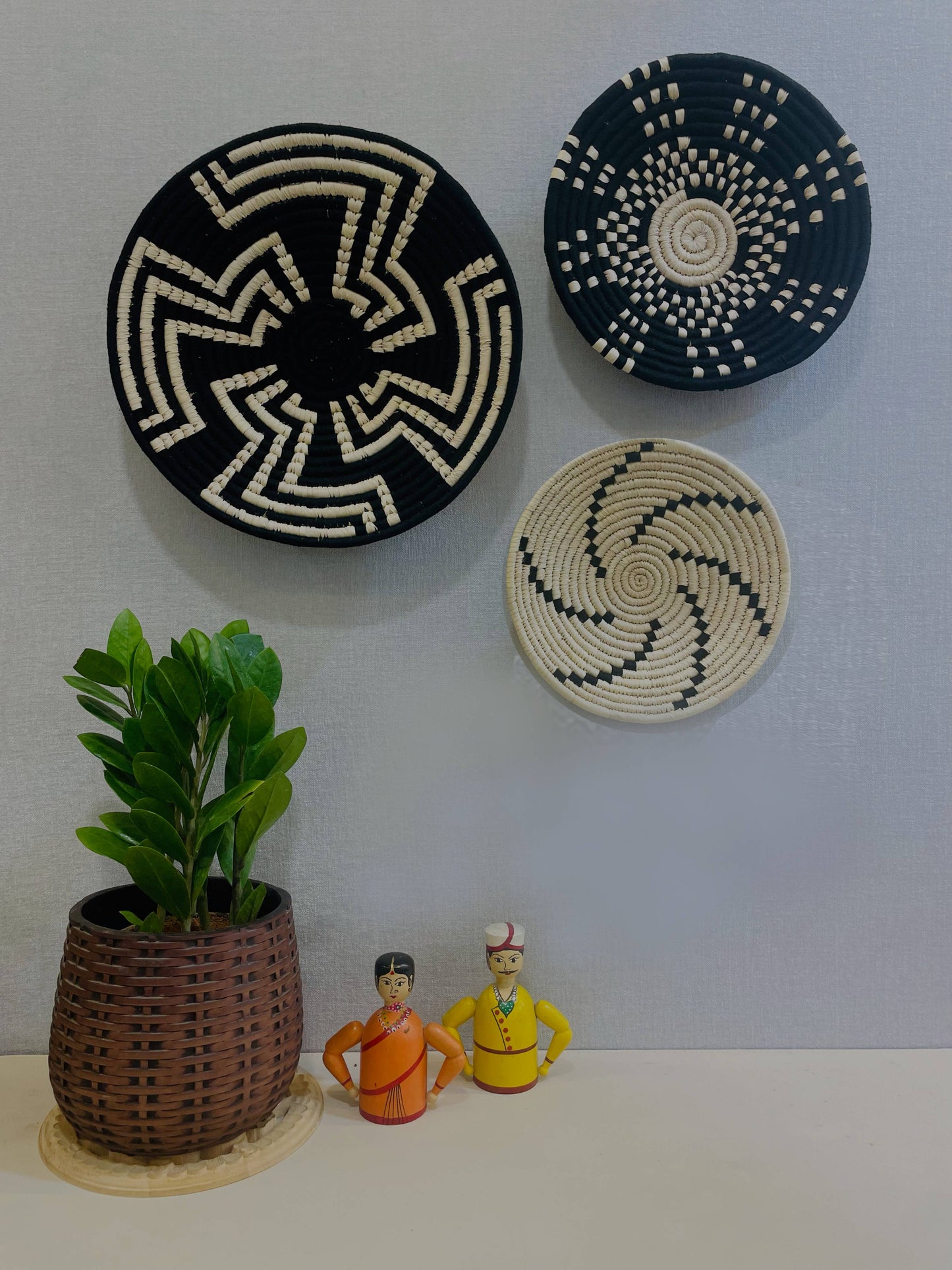 Sabai Plates COSMIC WEAVES 1